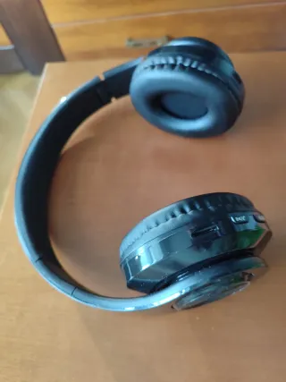 Auriculares Bluetooth Inalámbricos Negros