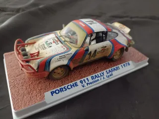 Porsche 911 Safari Martini 1978