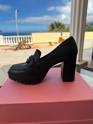 Zapatos XTI Negros Tacón Plataforma