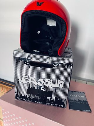 Casco de nieve infantil rojo , homologado C€