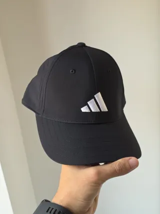 Gorra Adidas Negra