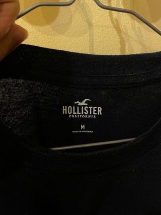 Camiseta Hollister Negra con Diseño de Tigre