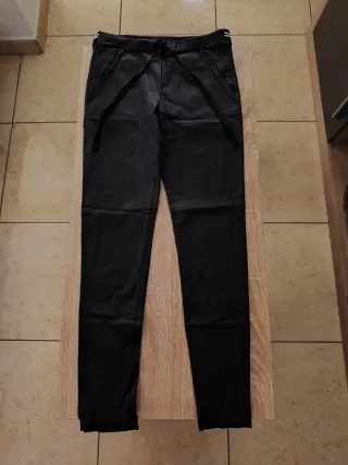 Pantalón negro mujer