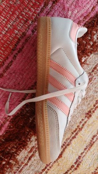 Adidas Samba Blancas y Rosas Nuevas