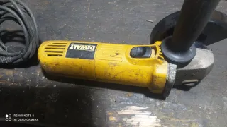 Radial DeWalt Amarilla