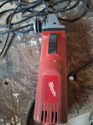 Taladro Bosch y Amoladora Roja