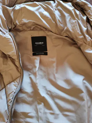 Chaleco acolchado Pull&Bear beige