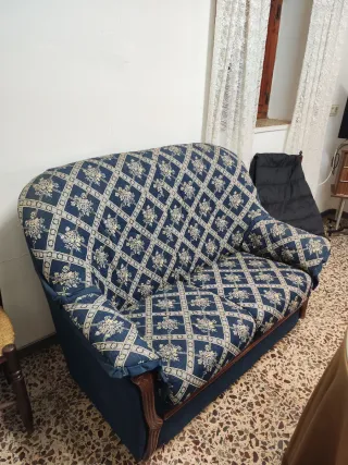 Divano a 2 posti e 2 poltrone con stampa