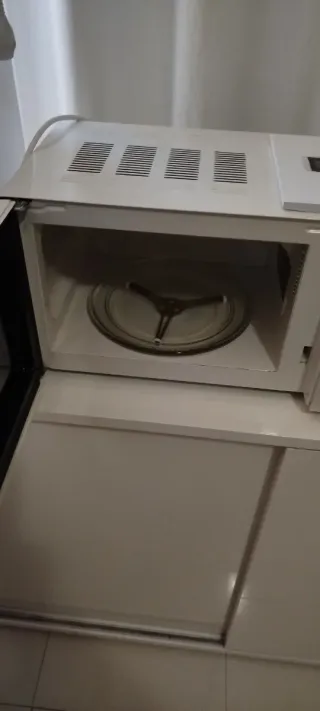 Microondas Bluesky 20L Sin Grill