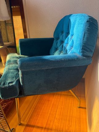 Poltrona blu in stile vintage