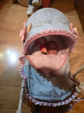 Carrito de muñecas vintage