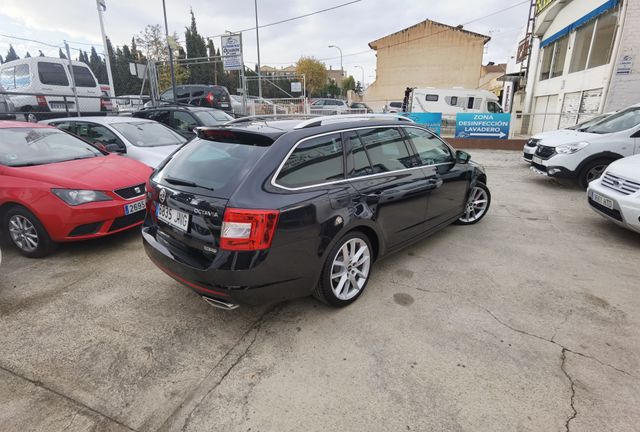 Skoda Octavia RS Combi DSG