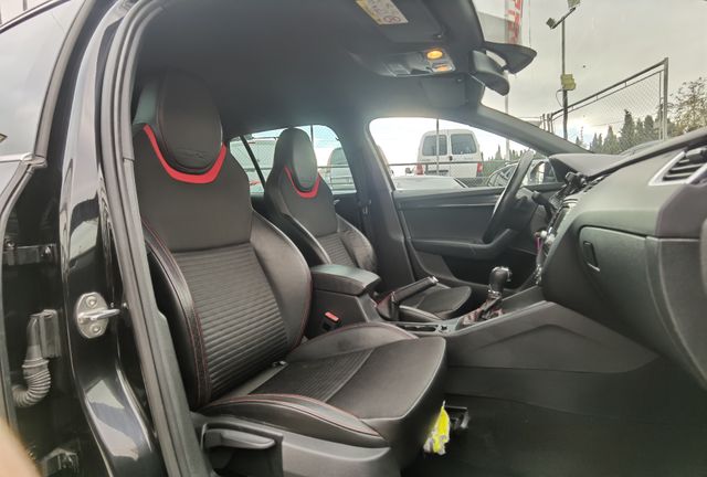 Skoda Octavia RS Combi DSG