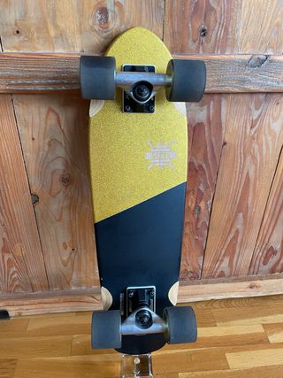 Longboard Globe Dorado y Negro