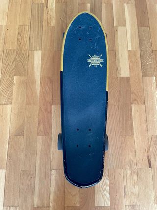 Longboard Globe Dorado y Negro