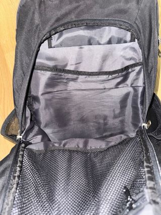 Mochila Samsonite Negra y Roja