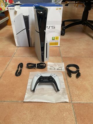 Ps5 Slim 1Tb con lector de disco + Mando