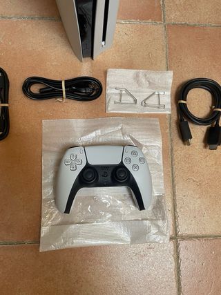 Ps5 Slim 1Tb con lector de disco + Mando