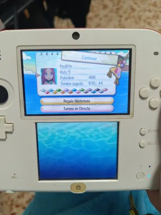 Nintendo 2DS+Pokémon Ultraluna+Game Boy Color