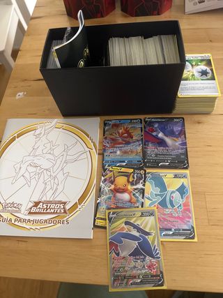Colección Pokémon Astros Brillantes