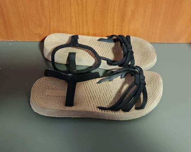 Sandalias planas 40