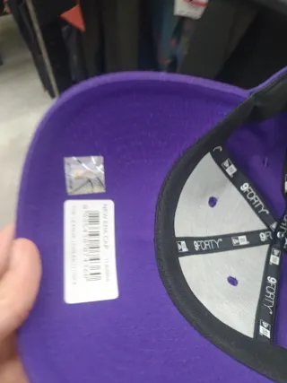 Gorra New Era Los Lakers Morada