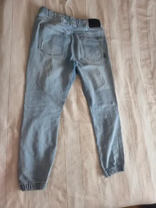 Joggers vaqueros desgastados con cordón Pull&Bear