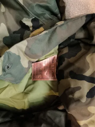 Chaquetón militar grueso camuflaje