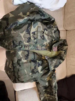 Chaquetón militar grueso camuflaje