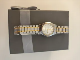 Reloj Casio Mujer Dorado y Plateado