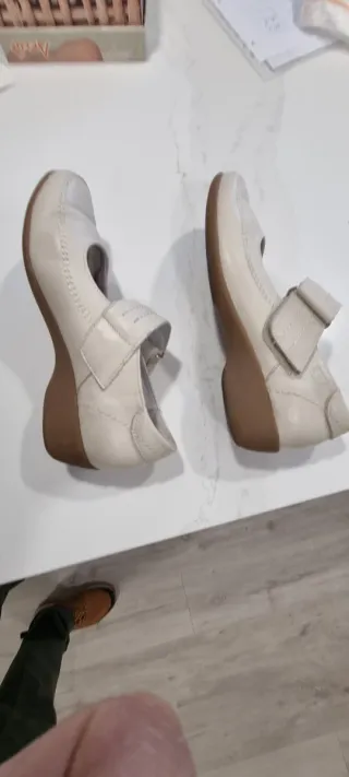 Zapatos de descanso beige