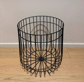 Comodino design nero metallo