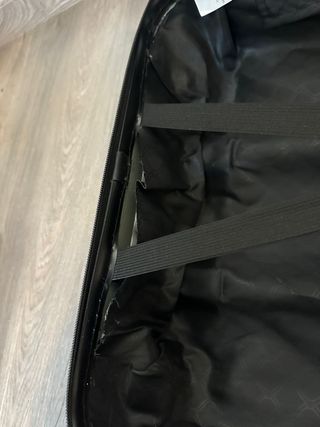 Maleta mediana negra