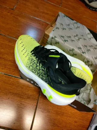 Zapatillas Under Armour running INFINITE ELITE