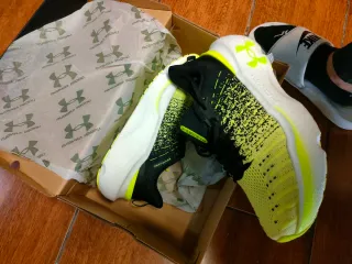 Zapatillas Under Armour running INFINITE ELITE