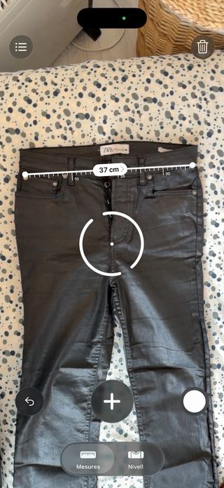 Pantalón cuero mujer Zara negro
