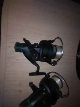 2Carretes de pesca Caperlan