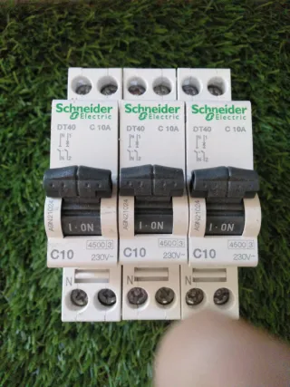 Dpn Automático Schneider Electric DT40 C10