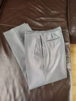 Traje con tres usos, nuevo!!