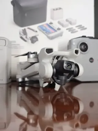 Dron DJI Mini 3 Fly More Combo