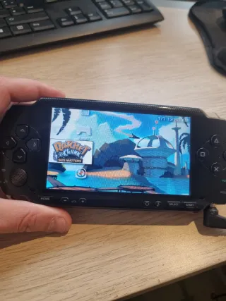 Pacchetto Console Sony PSP Nera