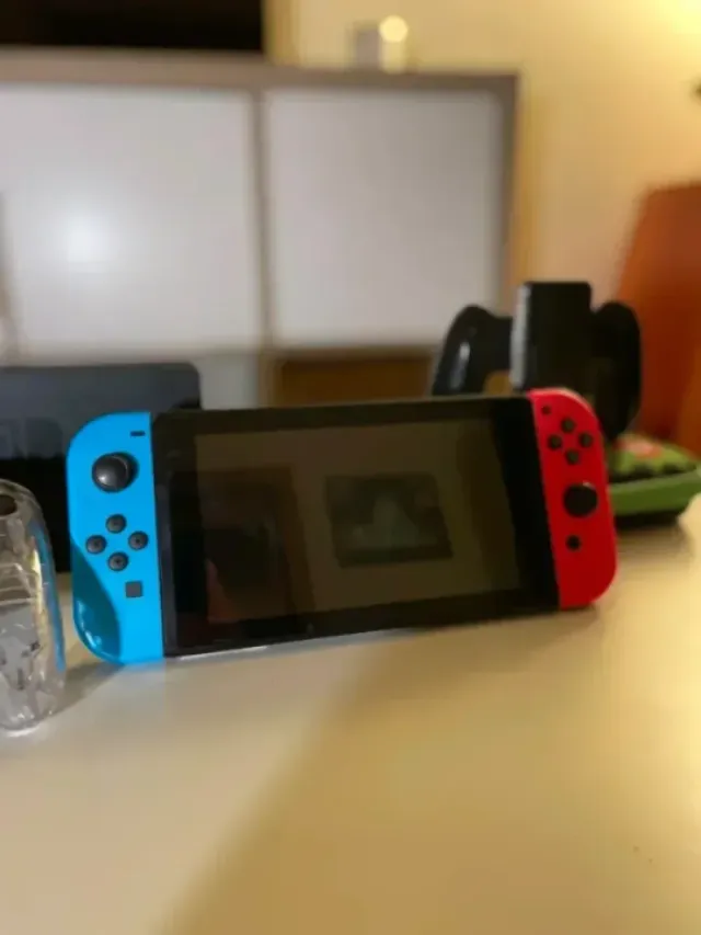 Nintendo Switch v1 - Buen estado