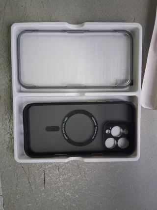 Funda iPhone 16 Pro Max Magsafe