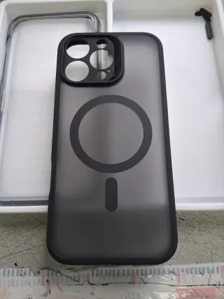 Funda iPhone 16 Pro Max Magsafe