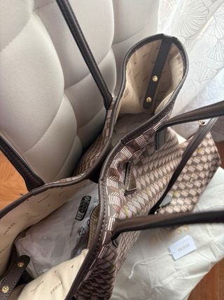 Bolso Shopper y Bolso Mini Guess