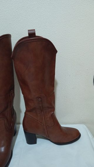 Stivali donna marroni