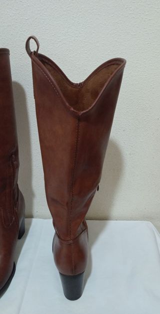 Stivali donna marroni