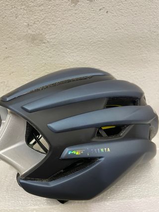 Casco MET Trenta Mips