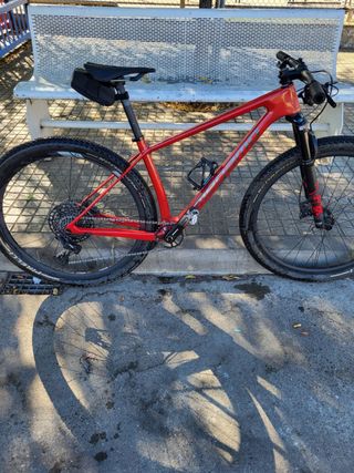 Megamo Factory 30 2022 Roja