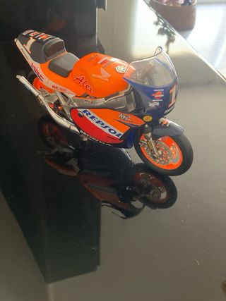 Miniatura Moto Alex Crivillé Repsol Honda